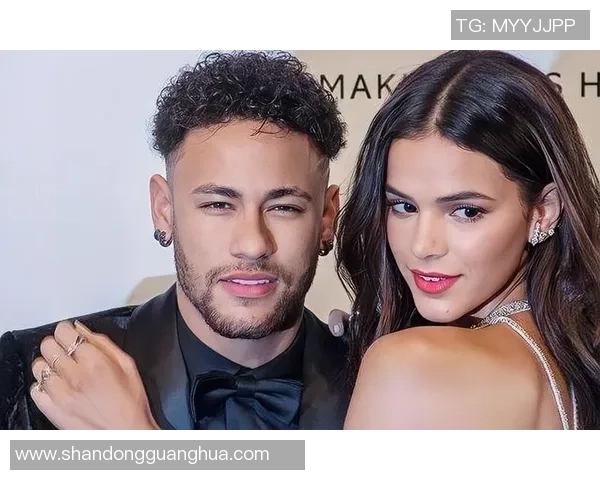 足球巨星为何常被指花心从名利诱惑到生活压力全解析