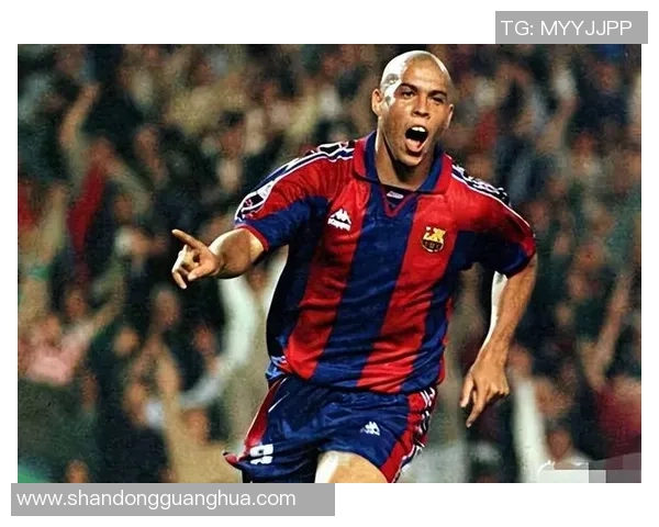 历史上体重最重的足球球星是谁？他因何成为足球界的巨无霸